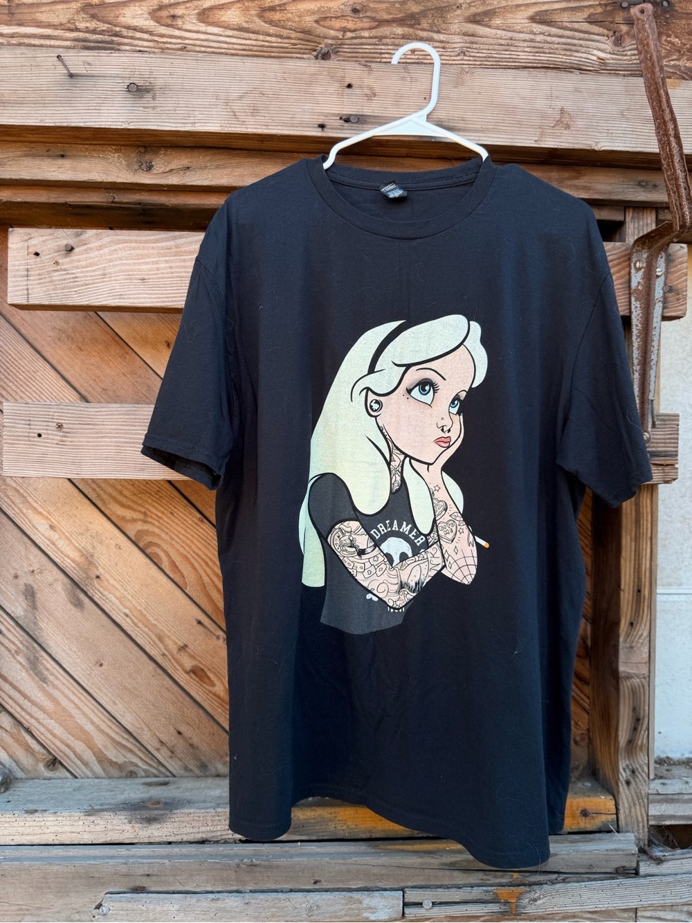 Alice In Wonderland - Tatted Dreamer